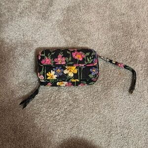 Vera Bradley wristlet/cross body
